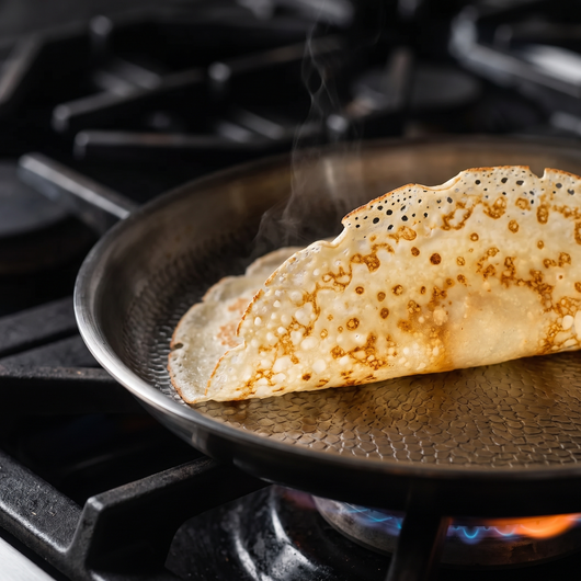 Hand-Hammered Titanium Crêpe Pan 11"