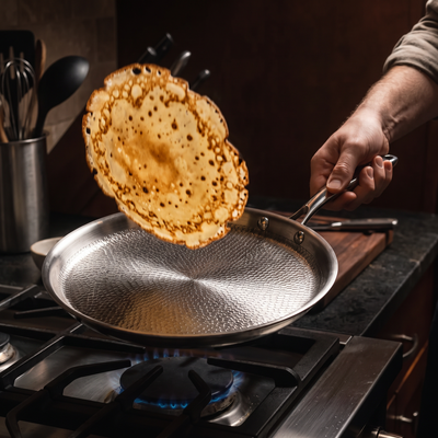Hand-Hammered Titanium Crêpe Pan 11"
