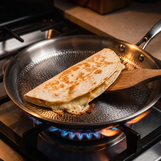 Hand-Hammered Titanium Crêpe Pan 11"